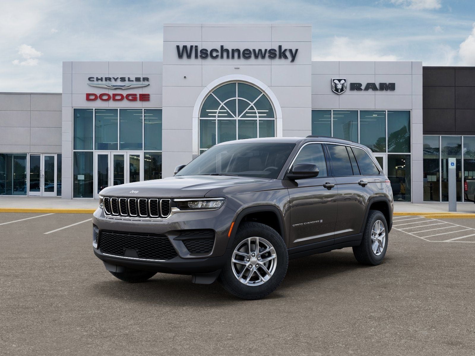 2026 Jeep Grand Cherokee Laredo