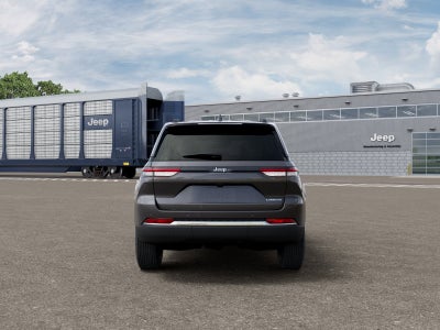 2026 Jeep Grand Cherokee Laredo