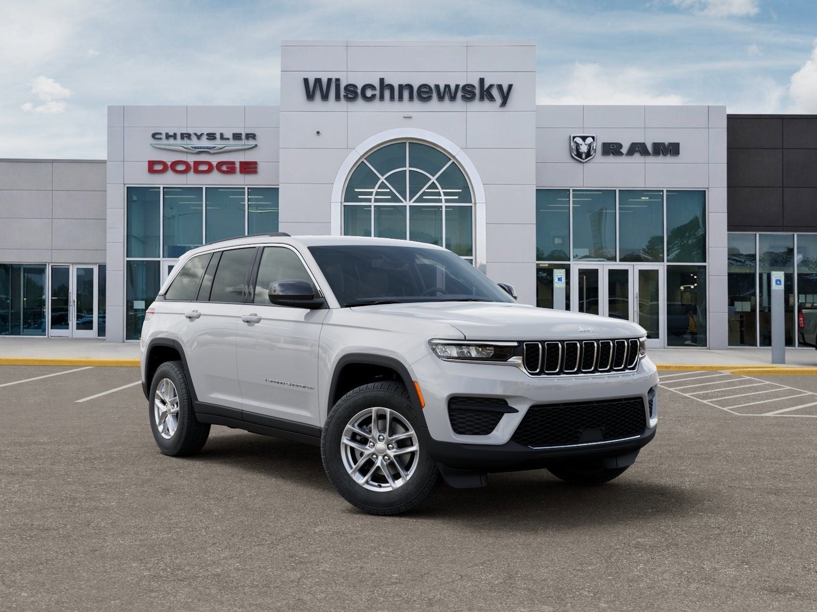 2026 Jeep Grand Cherokee Laredo
