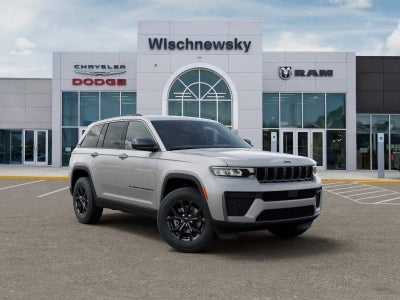 2026 Jeep Grand Cherokee Laredo Altitude