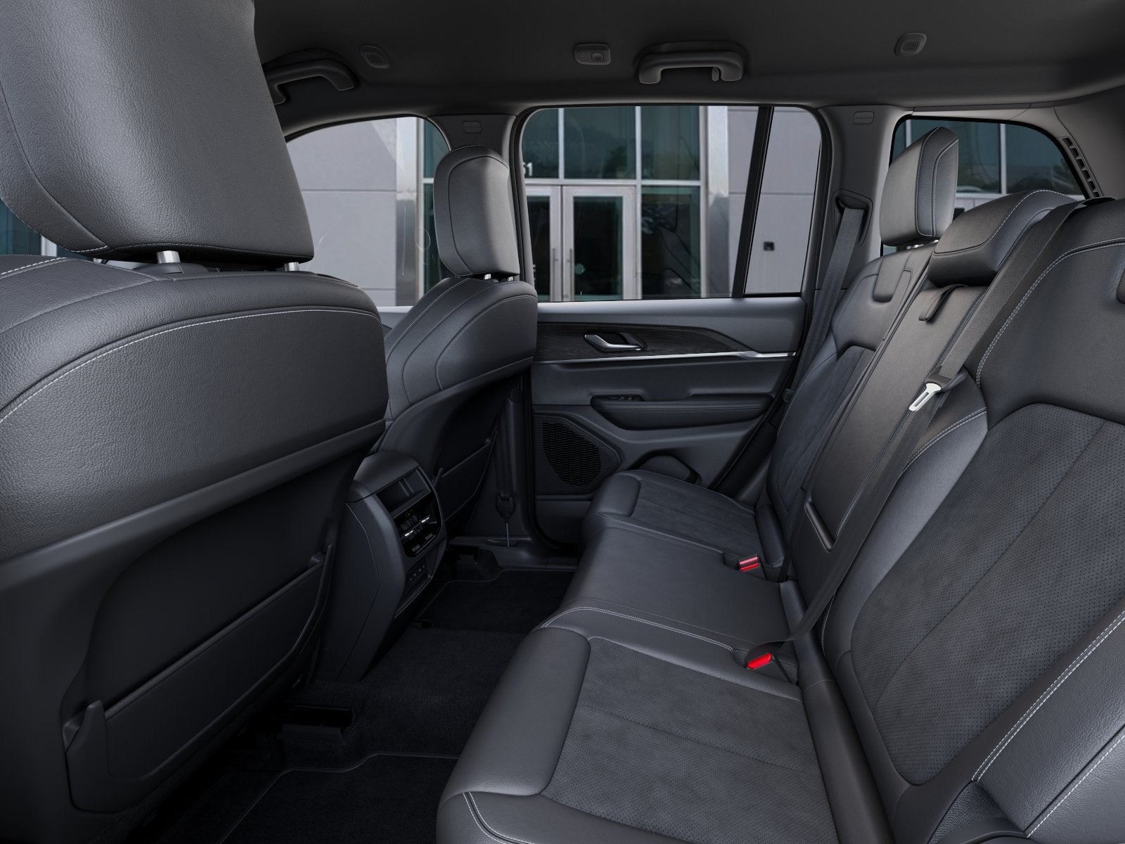 2027 Jeep Grand Cherokee Laredo Altitude