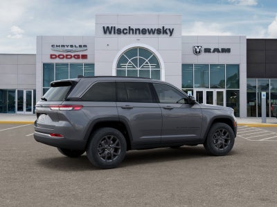 2027 Jeep Grand Cherokee Laredo Altitude