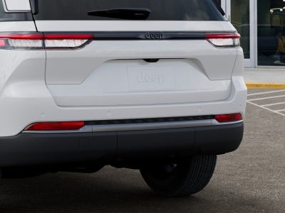 2027 Jeep Grand Cherokee Laredo Altitude