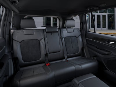 2027 Jeep Grand Cherokee Laredo Altitude