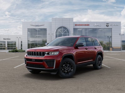 2026 Jeep Grand Cherokee Laredo
