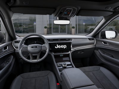 2026 Jeep Grand Cherokee Laredo