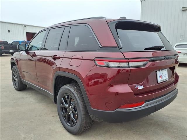 2026 Jeep Grand Cherokee Laredo