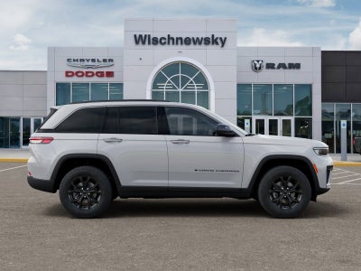 2026 Jeep Grand Cherokee Laredo Altitude