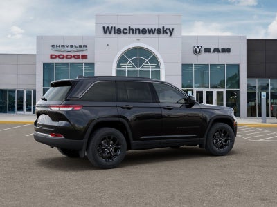 2026 Jeep Grand Cherokee Laredo Altitude