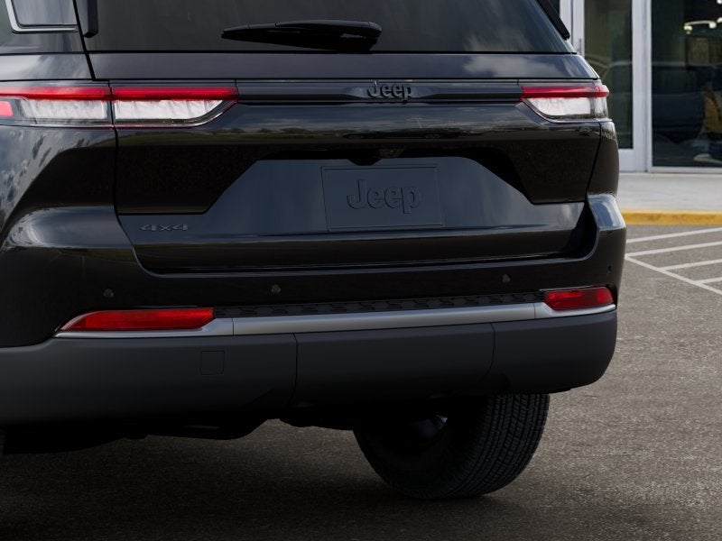 2027 Jeep Grand Cherokee Altitude