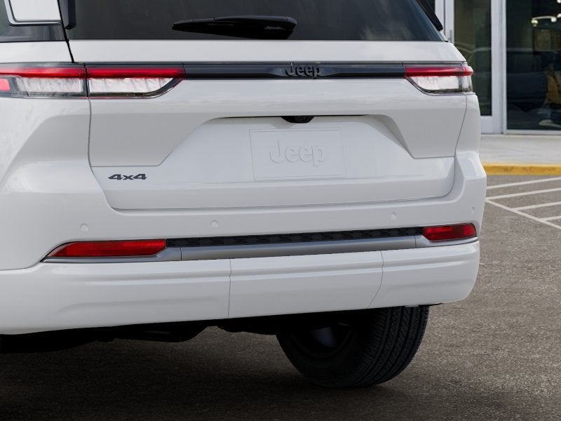 2027 Jeep Grand Cherokee Limited Reserve