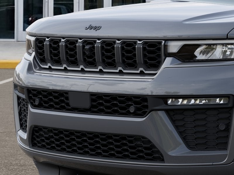 2027 Jeep Grand Cherokee Limited Reserve