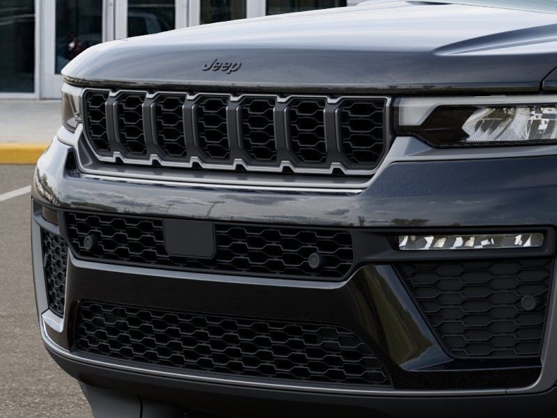 2026 Jeep Grand Cherokee 85th Anniversary Edition
