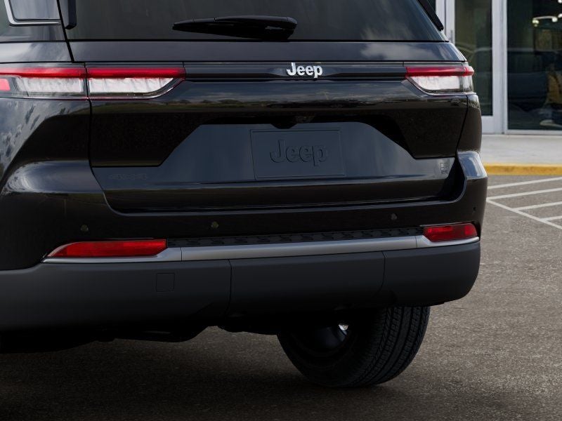 2026 Jeep Grand Cherokee 85th Anniversary Edition