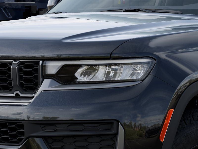 2026 Jeep Grand Cherokee L Laredo Altitude