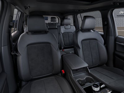 2026 Jeep Grand Cherokee L Laredo Altitude