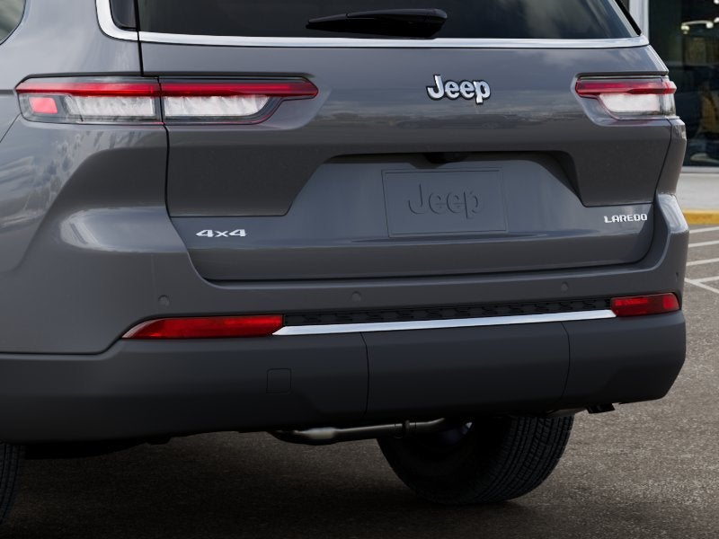 2027 Jeep Grand Cherokee L Laredo