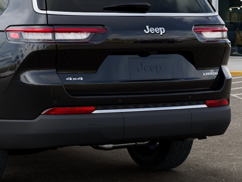 2027 Jeep Grand Cherokee L Laredo