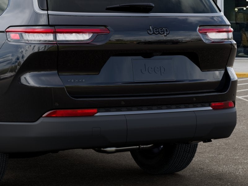 2027 Jeep Grand Cherokee L Laredo Altitude