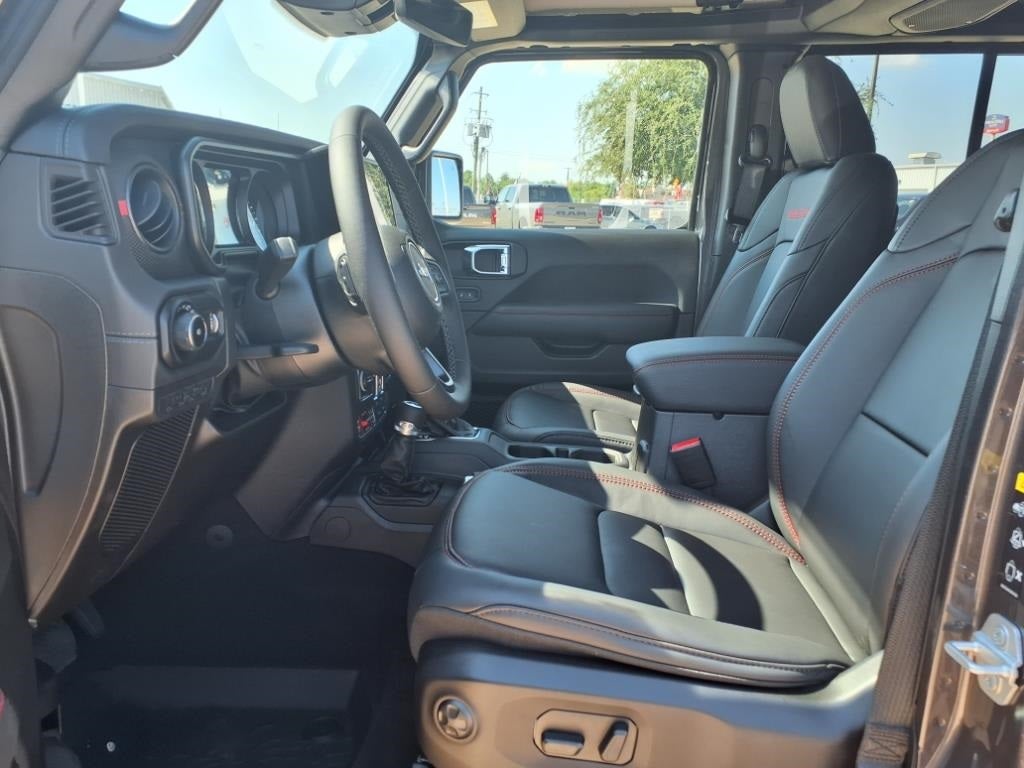 2025 Jeep Wrangler Rubicon X