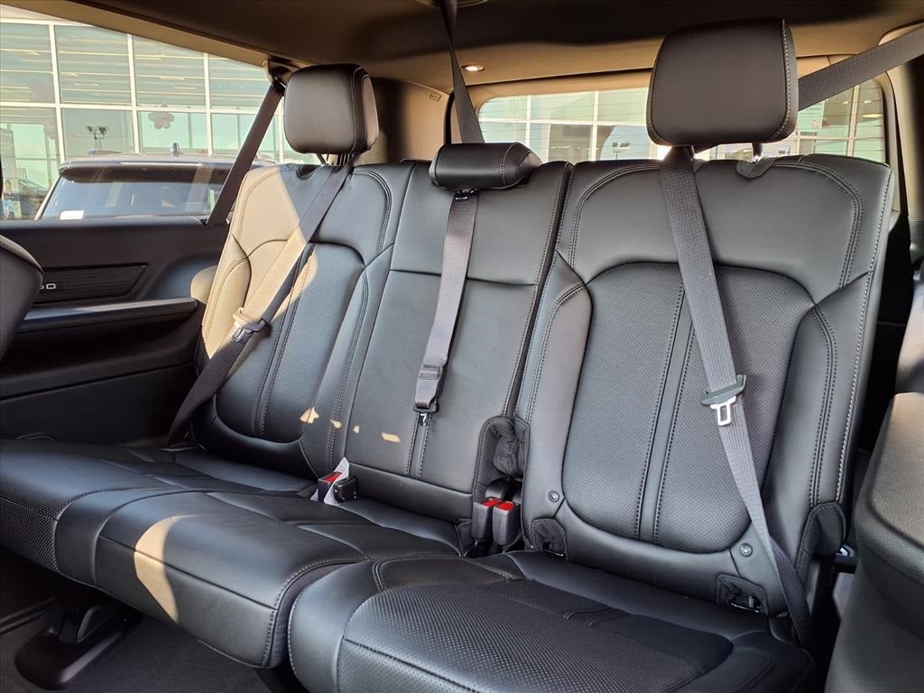 2025 Jeep Wagoneer L Series II