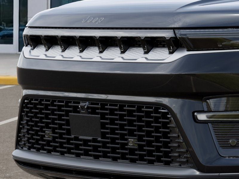 2026 Jeep Grand Wagoneer 4x2