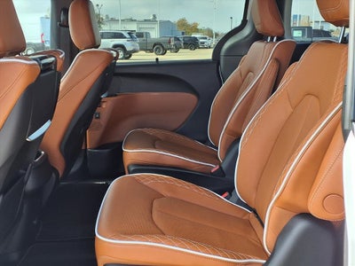 2026 Chrysler Pacifica Pinnacle
