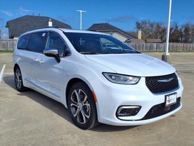 2026 Chrysler Pacifica Pinnacle