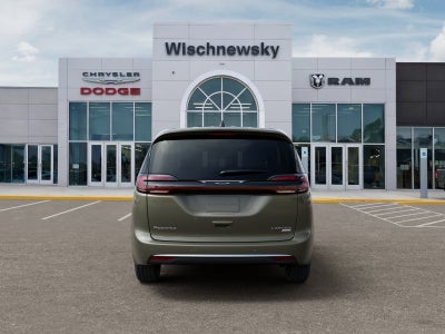 2027 Chrysler Pacifica Limited