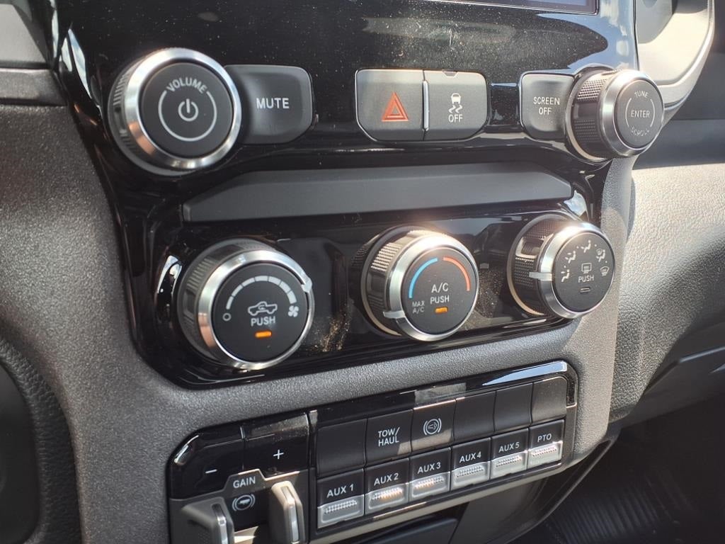 2025 RAM 5500HD Tradesman