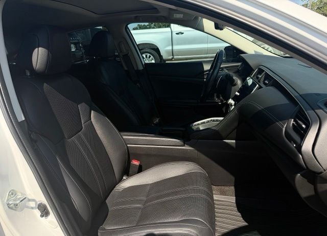 2022 Honda Insight Touring