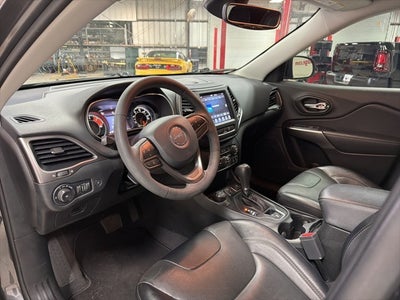 2022 Jeep Cherokee Latitude Lux