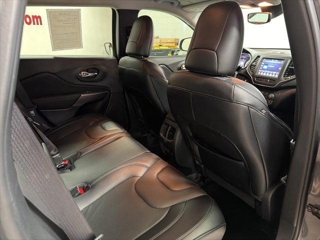 2022 Jeep Cherokee Latitude Lux