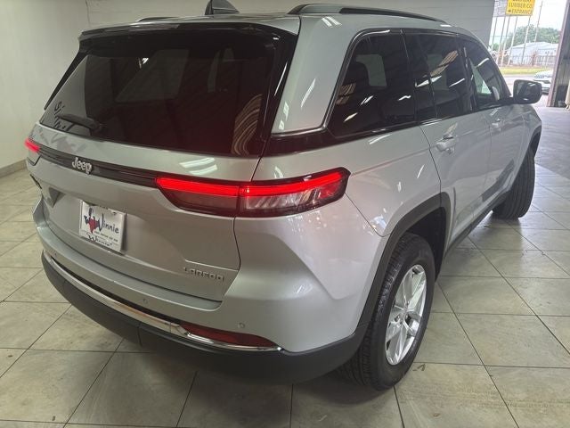 2024 Jeep Grand Cherokee Laredo X