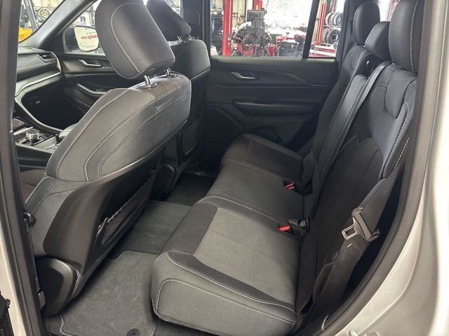 2024 Jeep Grand Cherokee Laredo X