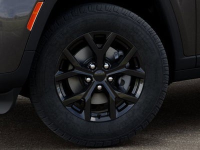 2026 Jeep Grand Cherokee Laredo