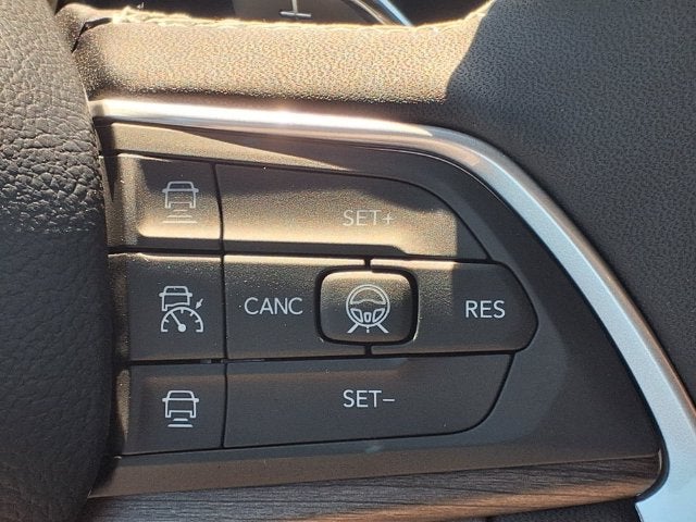2027 Jeep Grand Cherokee Laredo Altitude