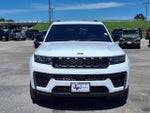 2027 Jeep Grand Cherokee Laredo Altitude