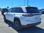 2027 Jeep Grand Cherokee Laredo Altitude