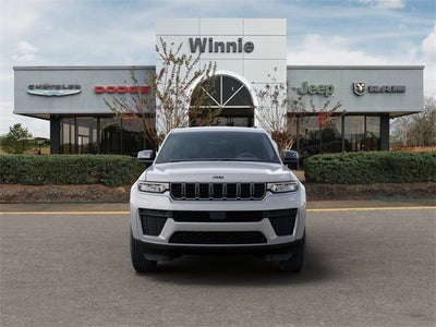 2026 Jeep Grand Cherokee Laredo