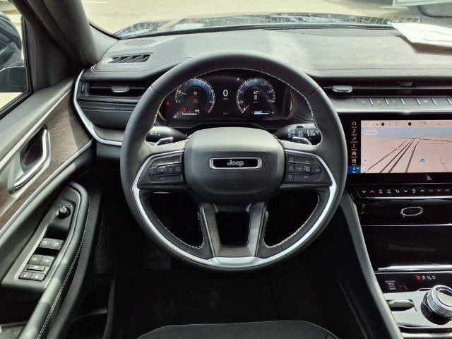 2026 Jeep Grand Cherokee Altitude