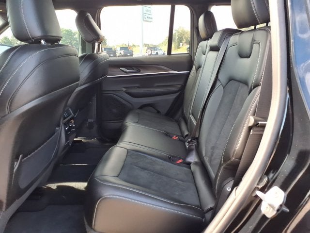 2026 Jeep Grand Cherokee Altitude