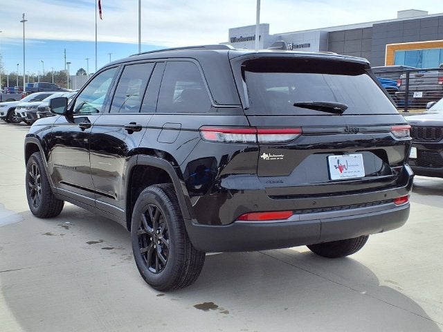 2026 Jeep Grand Cherokee Altitude