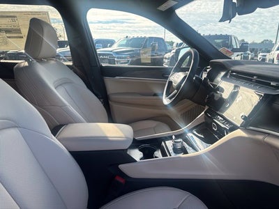 2027 Jeep Grand Cherokee Limited