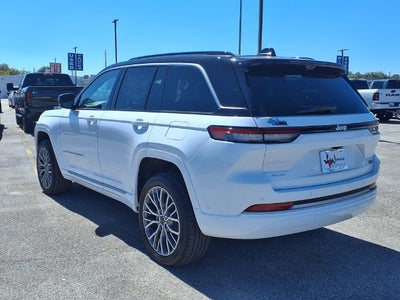 2027 Jeep Grand Cherokee Summit