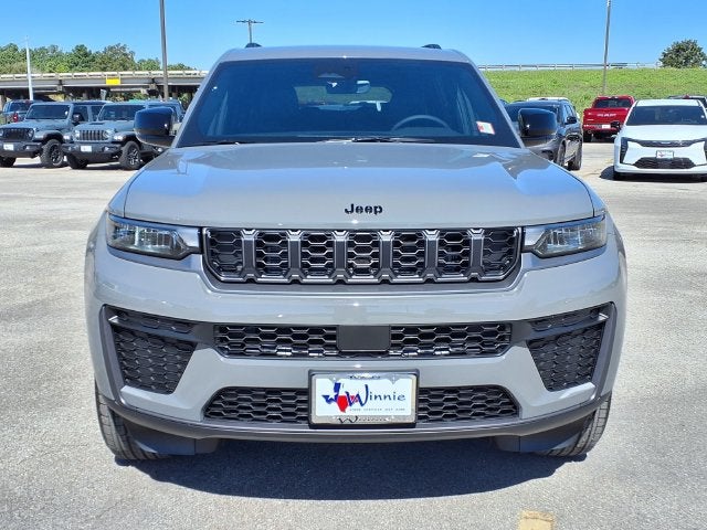 2027 Jeep Grand Cherokee L Laredo Altitude