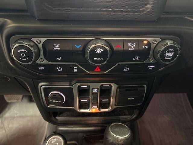 2022 Jeep Gladiator Willys