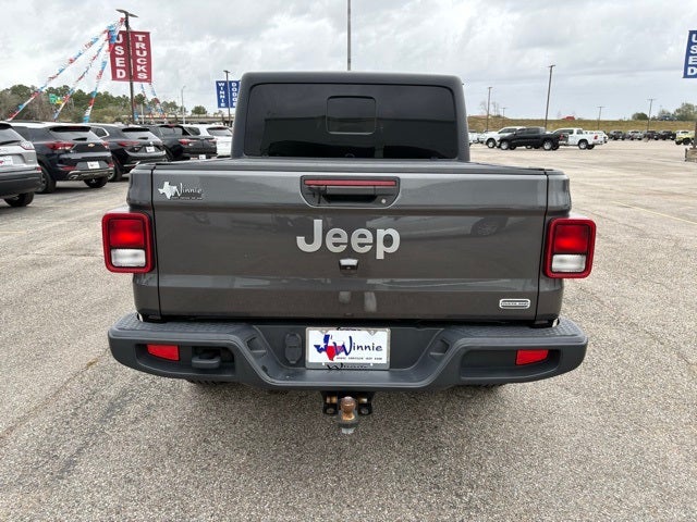 2021 Jeep Gladiator Overland