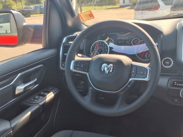 2027 RAM 1500 Big Horn/Lone Star