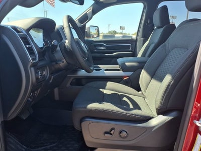 2027 RAM 1500 Big Horn/Lone Star